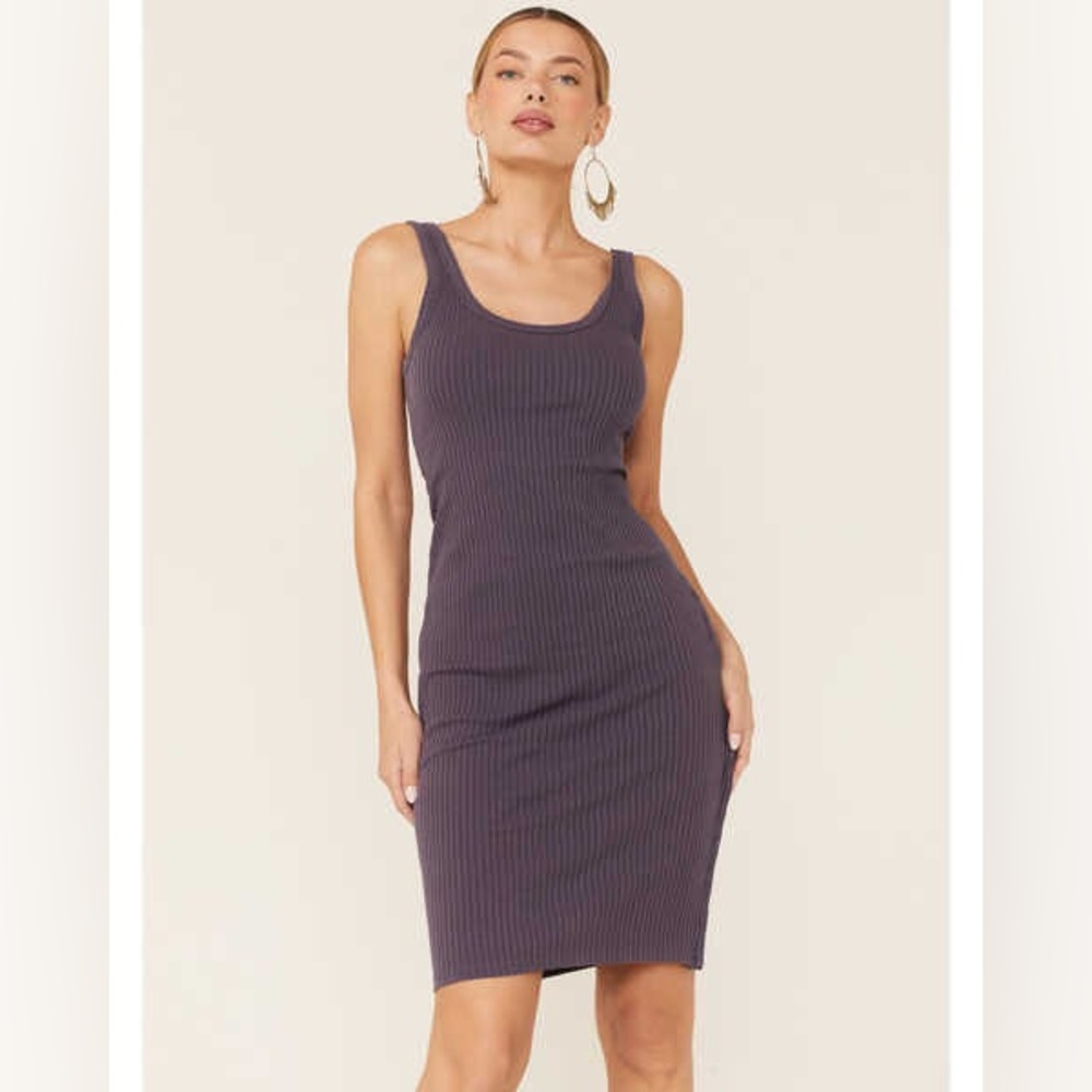 LaBiz Women's Body Con Snap Slit Dress